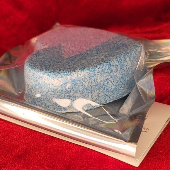 Bath Bomb - Blue Heart 💙 Be Mine - Picture 2 of 2